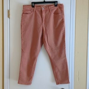 Womens pink jeans
